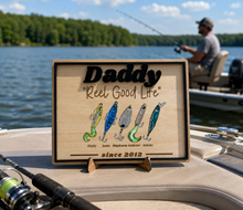 Load image into Gallery viewer, Personalized Fishing Gift for Dad | Custom Father's Day Sign | Reel Good Life Fishing Lure Sign | Fisherman Gift | Grandpa Fishing Gift
